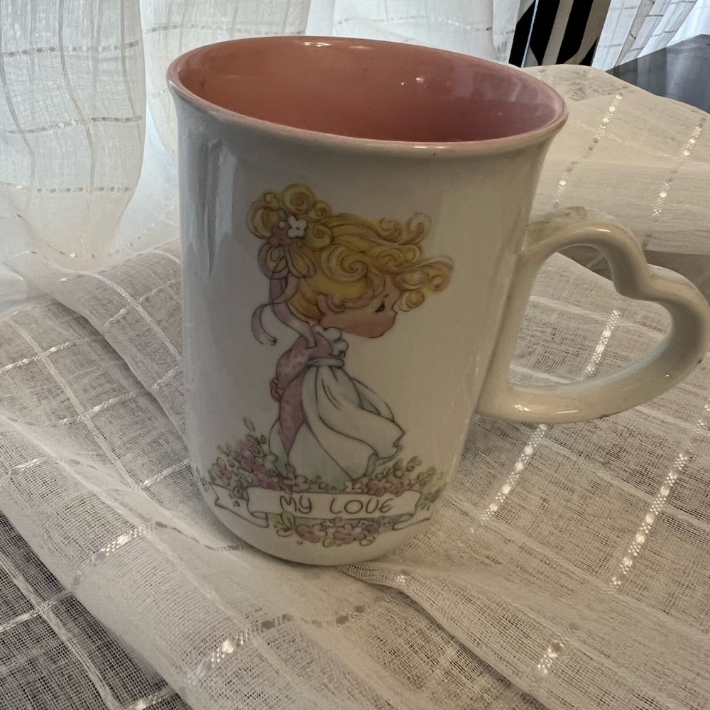 Precious Moments "My Love" Cup from 1990 with Heart handle.🩷